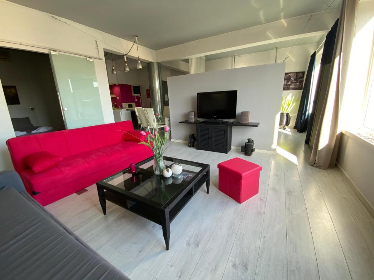 Appartement Red Grey Loft à Athènes Extérieur photo